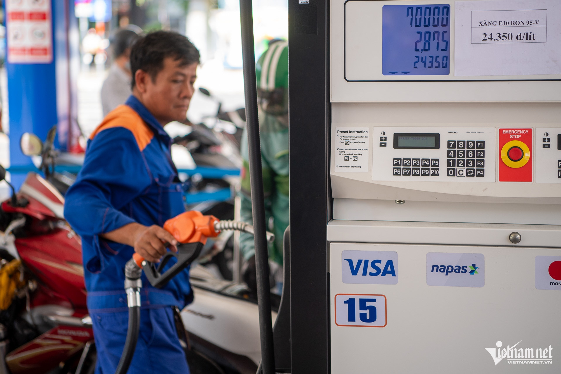 W-Ngày bán xăng E10 Tuấn Hùng 12.jpg