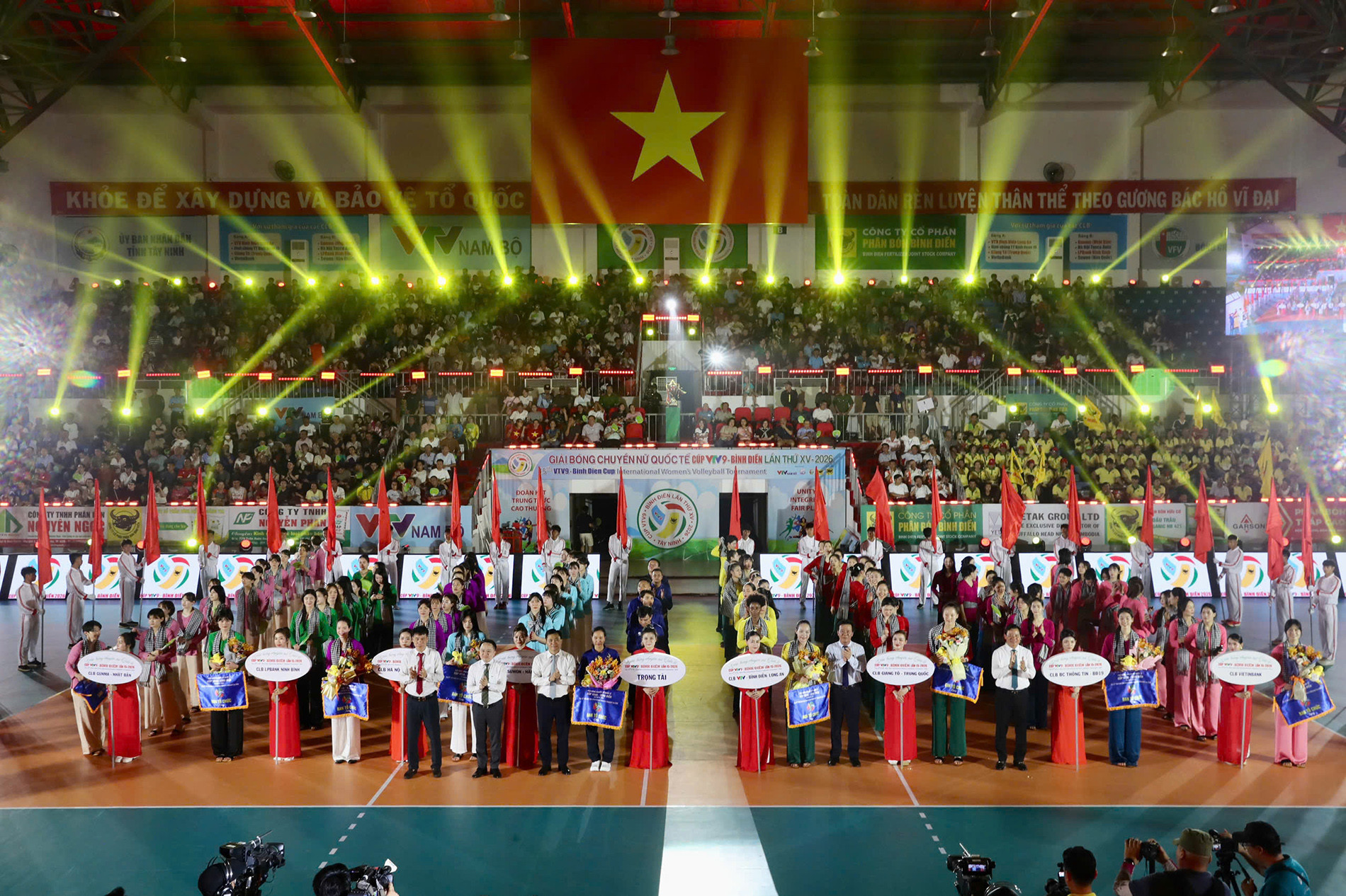 bong chuyen vtv binh dien long an 3.jpeg