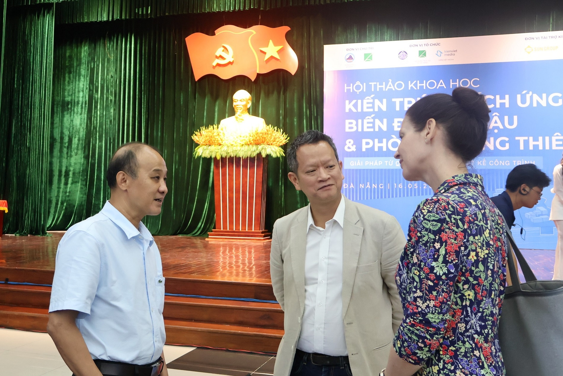 Đà Nẵng tìm giải pháp ứng phó với bão lũ, ngập lụt, sạt lở