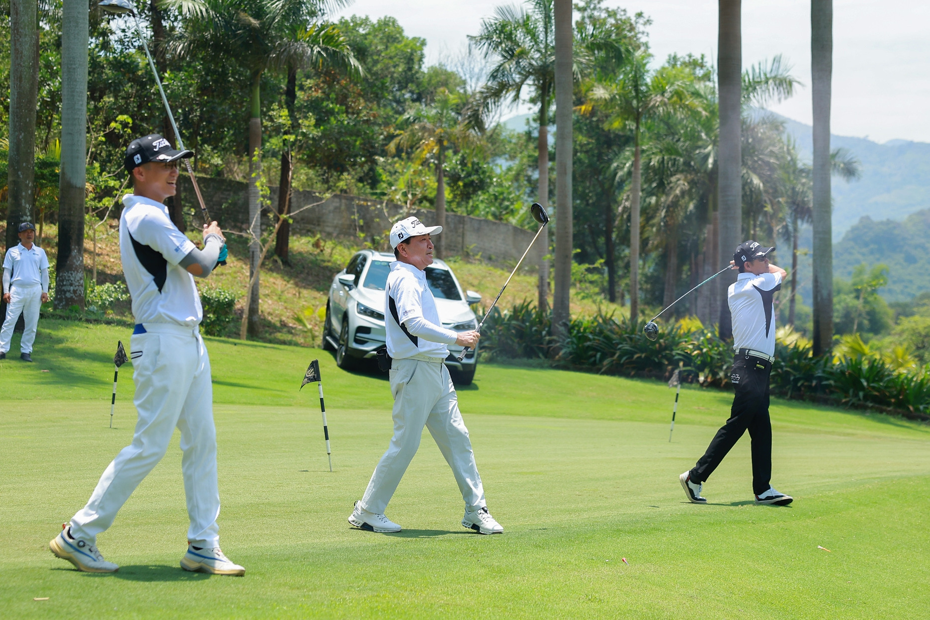 Golfer chuyên nghiệp Hàn Quốc truyền cảm hứng cho golf Việt Nam
