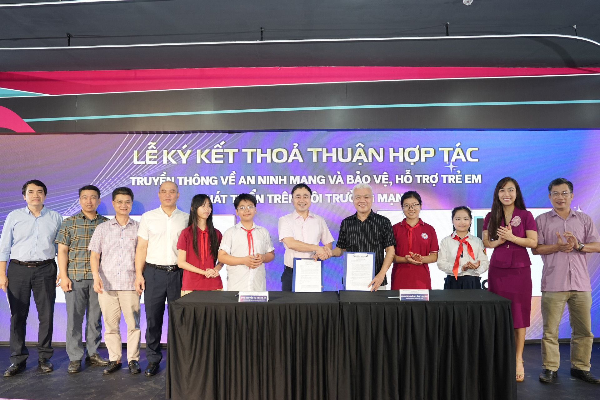 Hợp tác truyền thông, nâng cao năng lực an ninh mạng cho trẻ em và cộng đồng