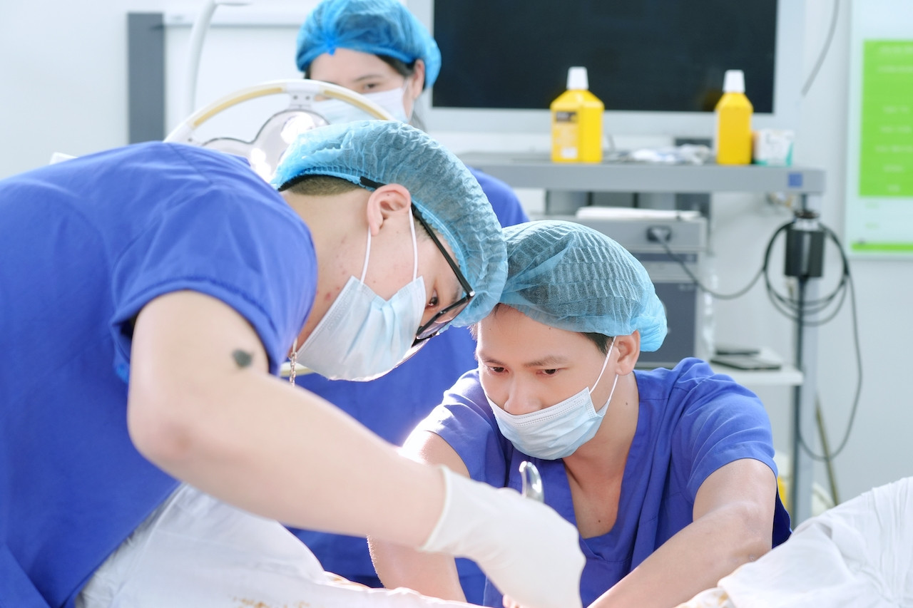 Những sản phụ 'ăn dầm ở dề' tại bệnh viện, xin bác sĩ để không về nhà