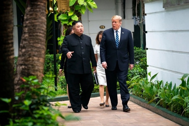 Tổng thống Trump khẳng định quan hệ với ông Kim Jong Un 'vẫn tốt đẹp'