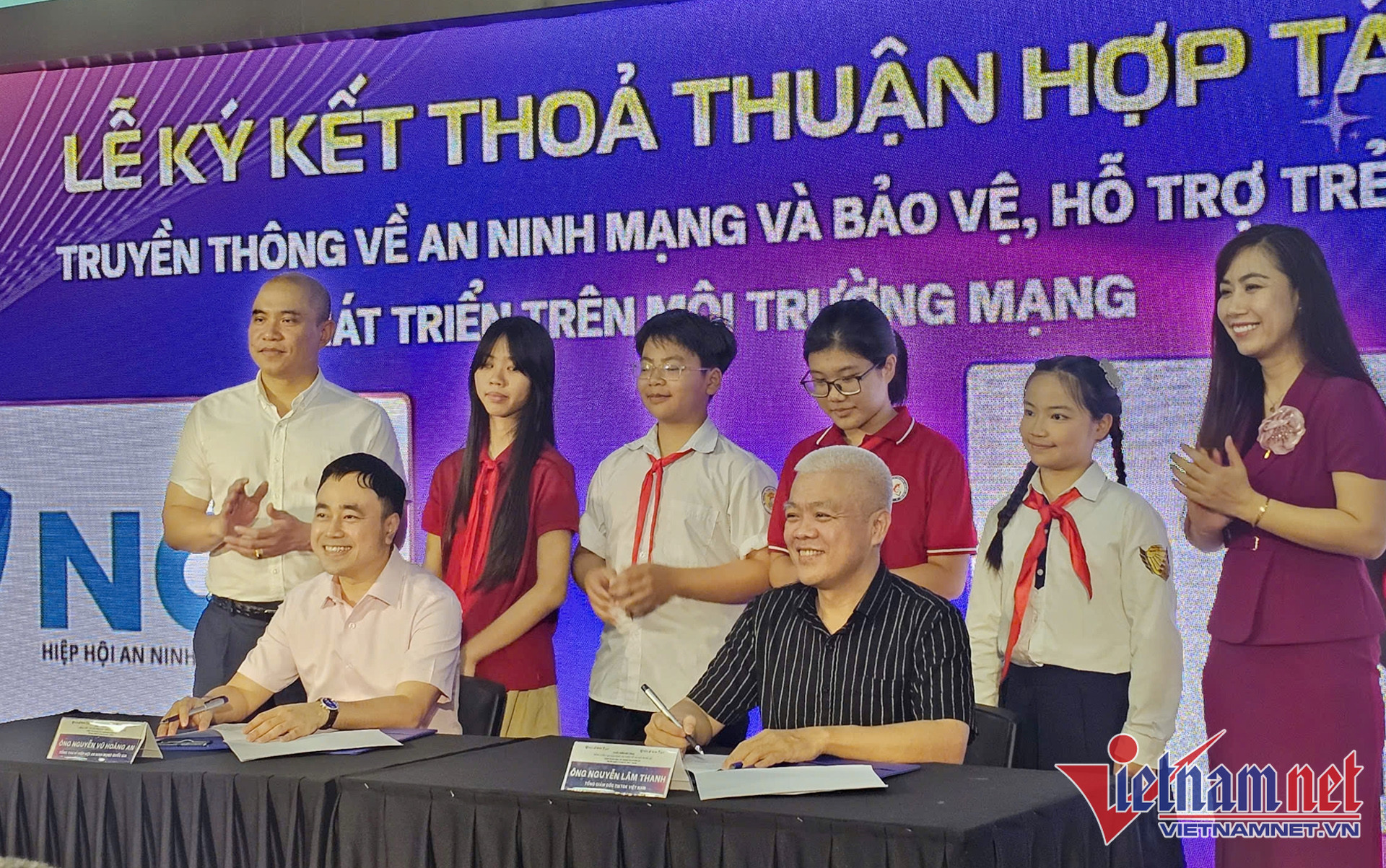 W-bao ve tre em tren moi truong mang 02.jpg