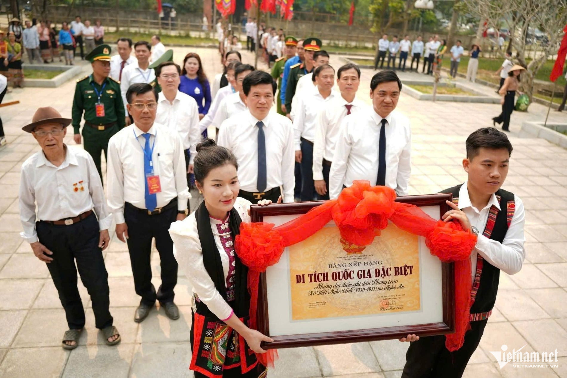 W-Lễ kỷ niệm 95 năm thành lập Chi bộ Đảng đầu tiên ở miền Tây xứ Nghệ.jpg