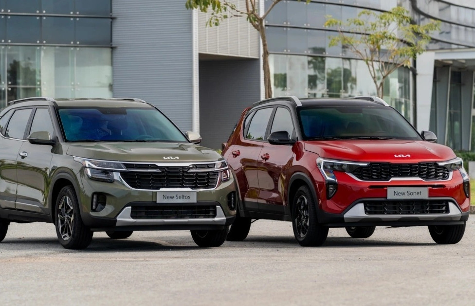 Xe gầm cao cỡ nhỏ tiếp tục được 'tăng liều' giảm giá sâu trong tháng 5 để xả kho