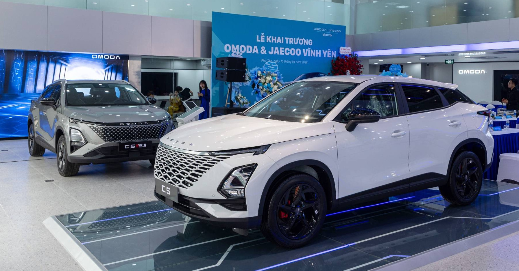 Xe gầm cao cỡ nhỏ tiếp tục được tăng liều giảm giá sâu trong tháng 5