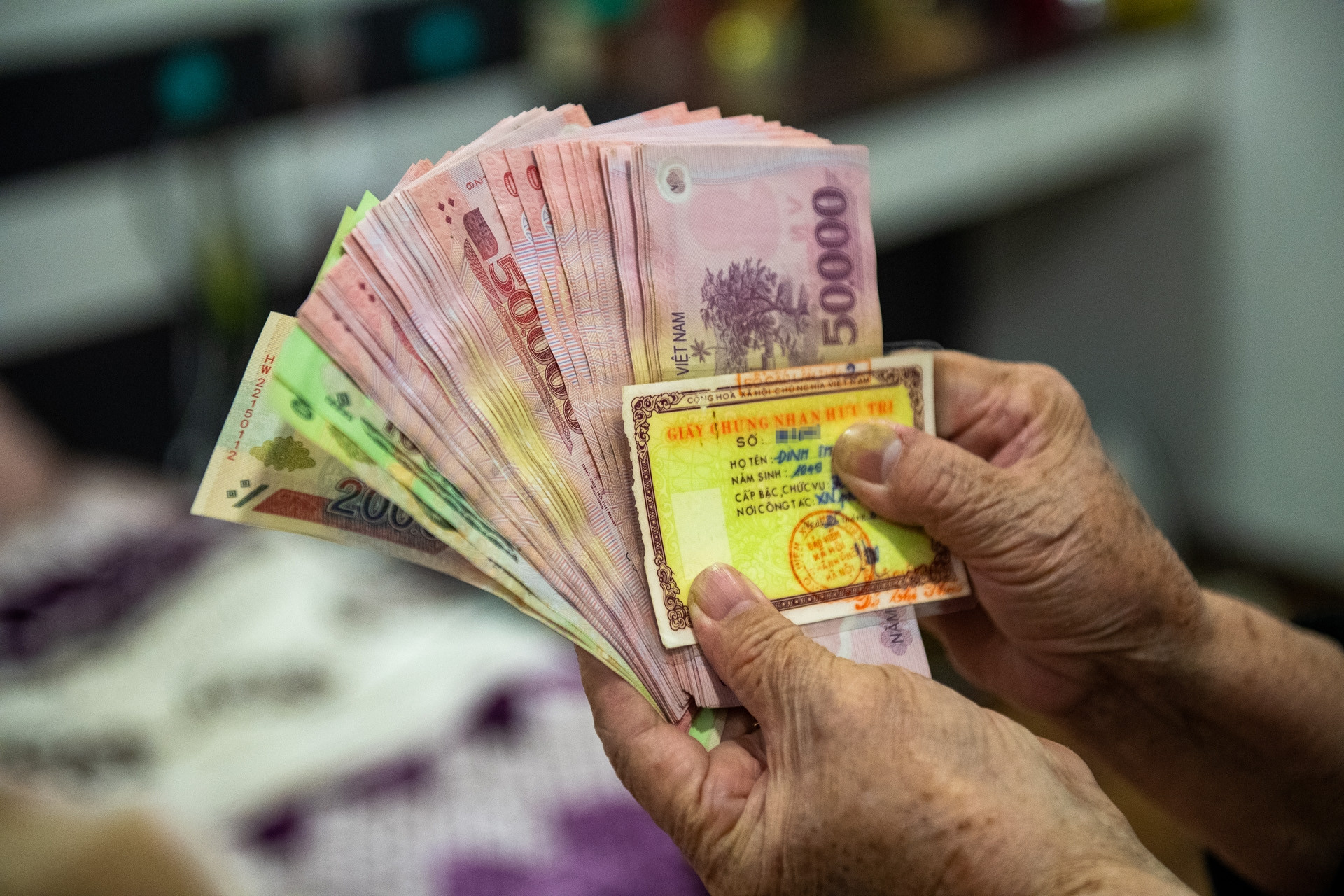 Lương hưu và trợ cấp tăng 8% từ 1/7