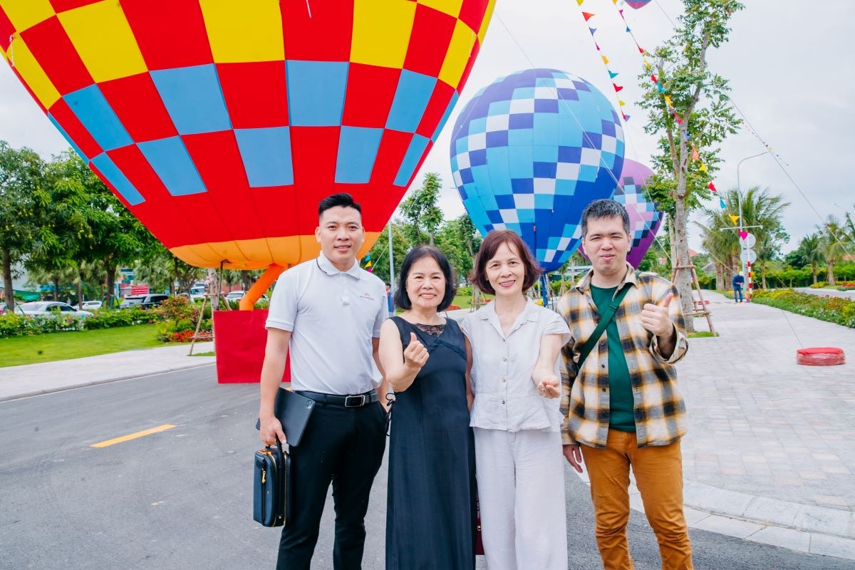 Khách Hà Nội bất ngờ trước tiến độ thần tốc tại Global Gate Hạ Long 2 A1fhjjjkjg (1).jpg