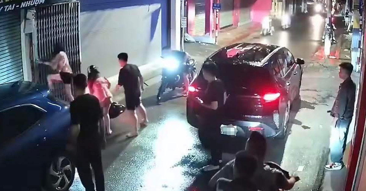 Công an xác minh vụ 2 cô gái bị 2 thanh niên đuổi đánh giữa đêm ở Hà Nội