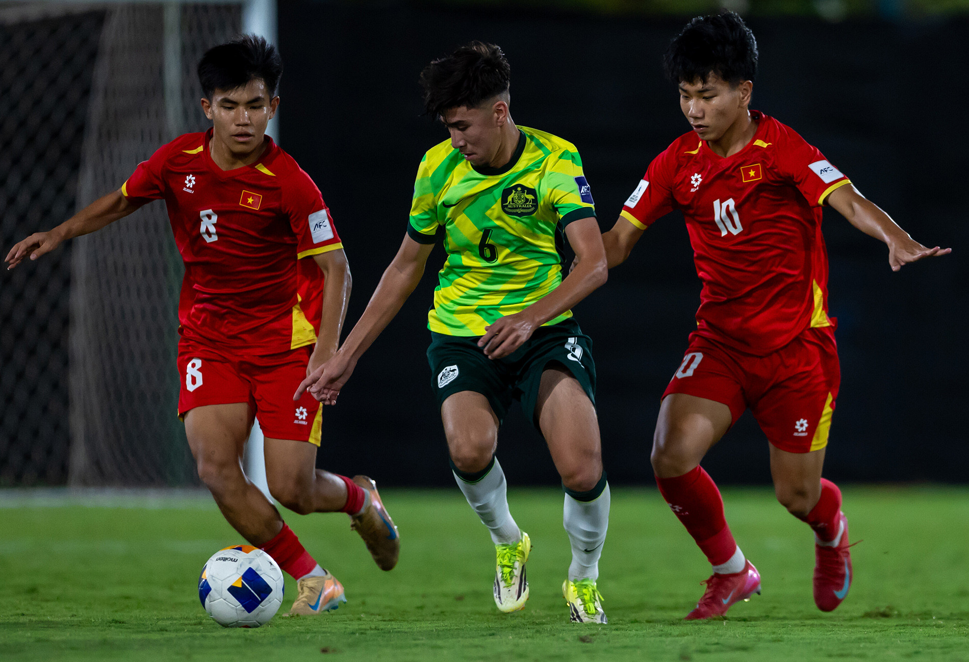 u17 viet nam 1.jpg