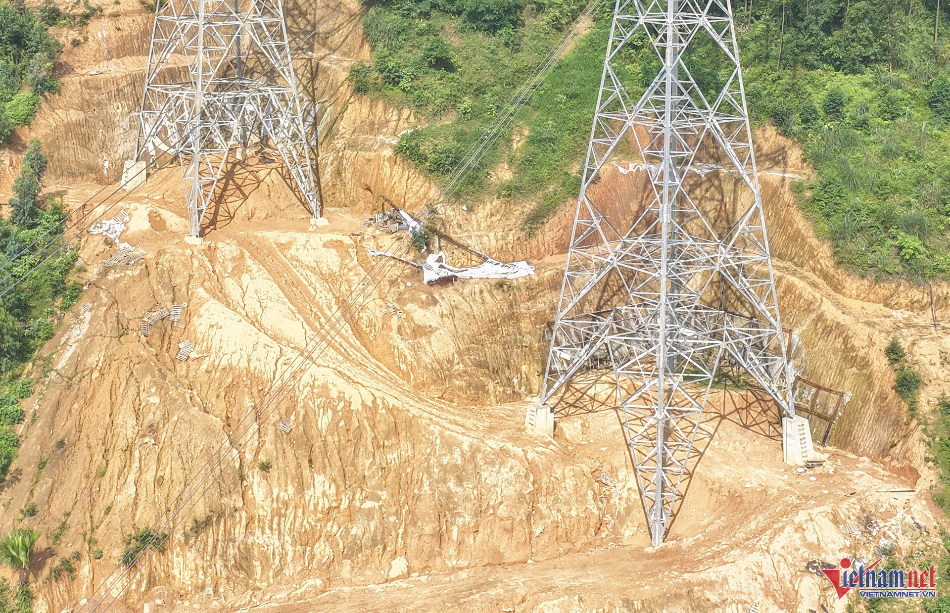W-duong day 500kv 10.jpg