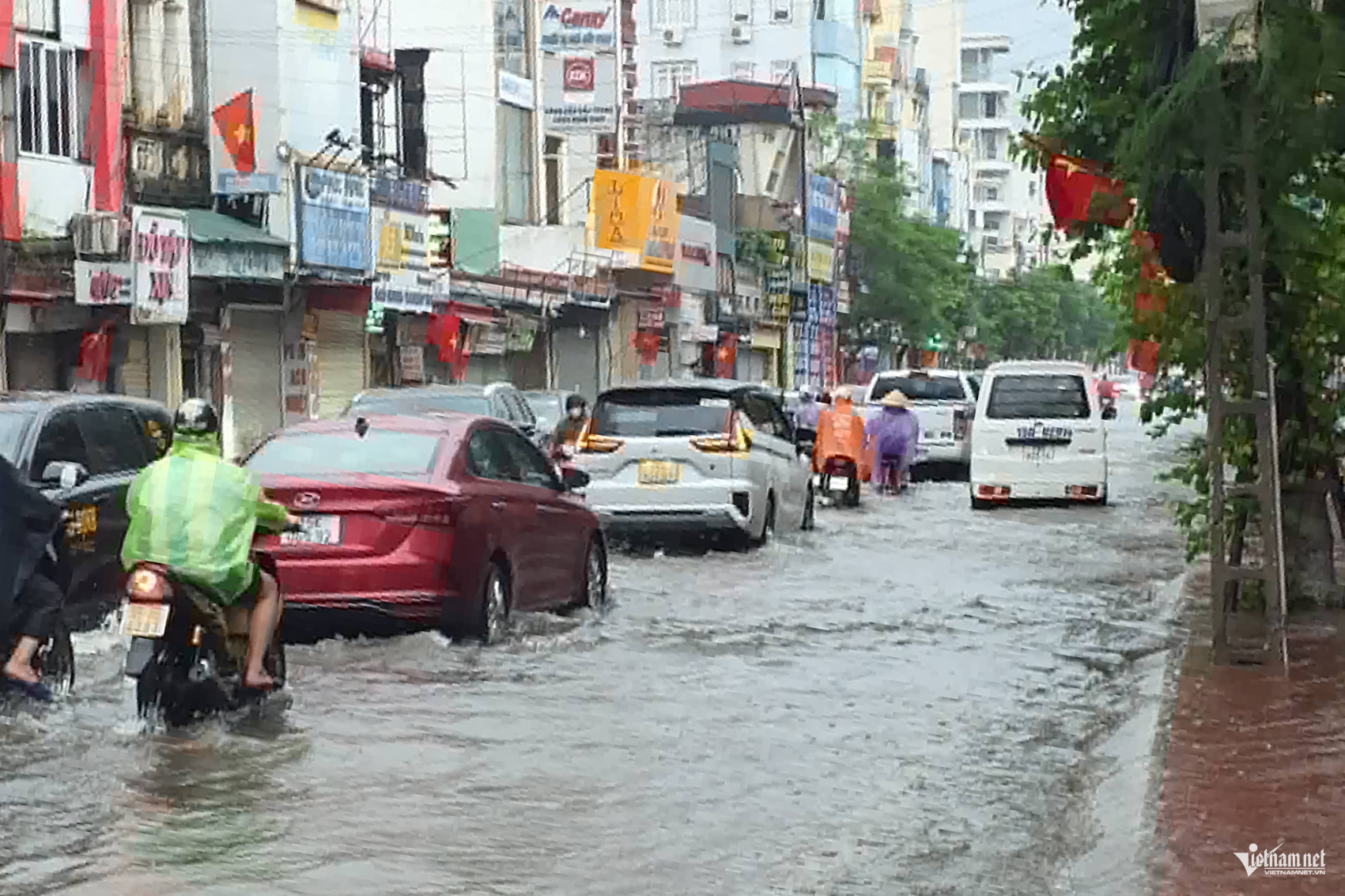 https://static-images.vnncdn.net/vps_images_publish/000001/000003/2026/5/17/w-hai-phong-4-1273.jpeg