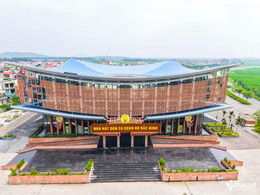 W-nhà hát quan họ_18.JPG.jpg