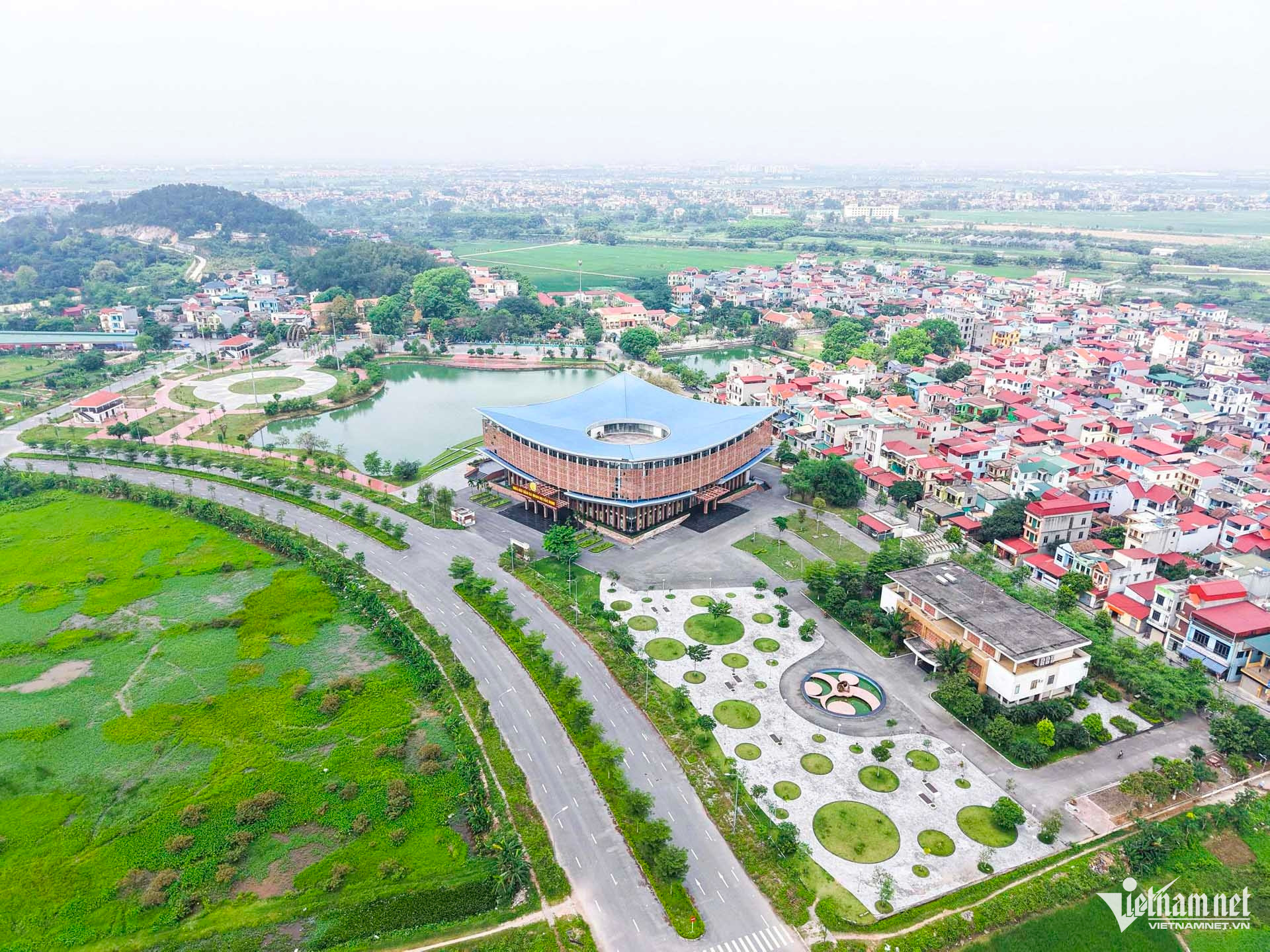 W-nhà hát quan họ_23.JPG.jpg