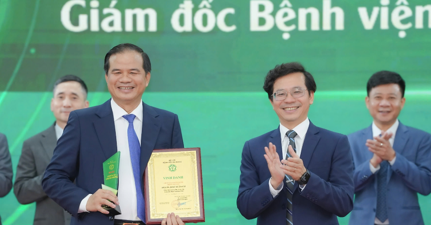 Bệnh viện Bạch Mai tôn vinh 329 chuyên gia, người tài năng