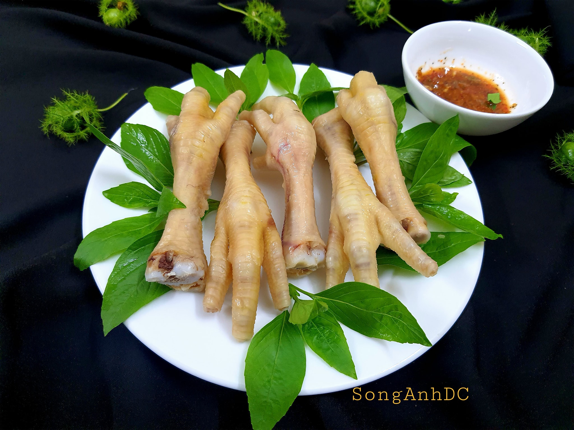chân gà luộc.png