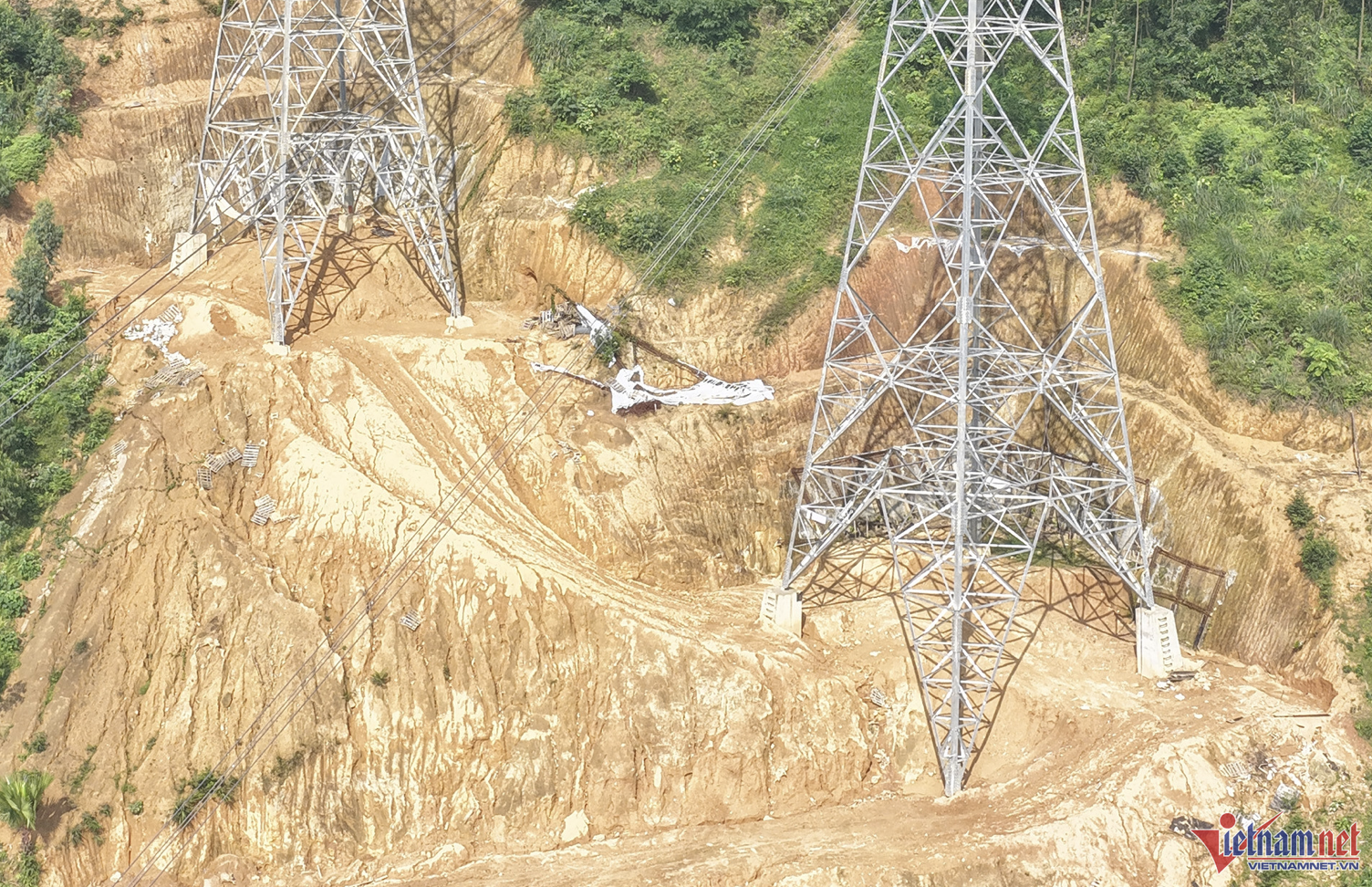 duong day 500kV Lao Cai Vinh Yen