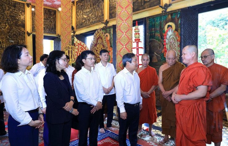 làng văn hoá các dân tộc việt nam 1.jpg