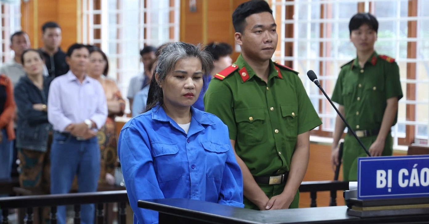 Ném bé trai 14 tháng tuổi tử vong vì &amp;apos;quấy khóc&amp;apos;, bảo mẫu lĩnh 20 năm tù