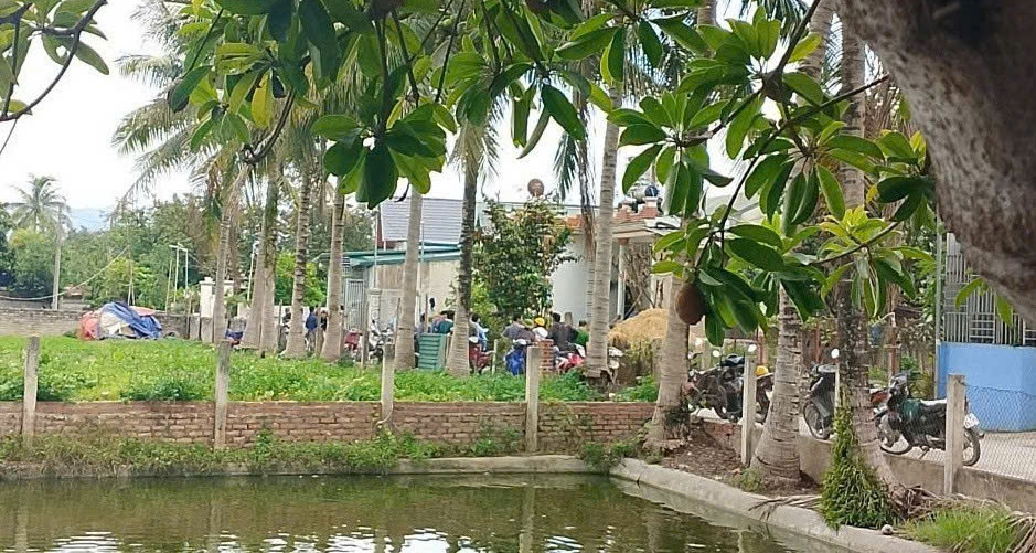Nghi án bố đẻ đâm con trai tử vong trong lúc giằng co