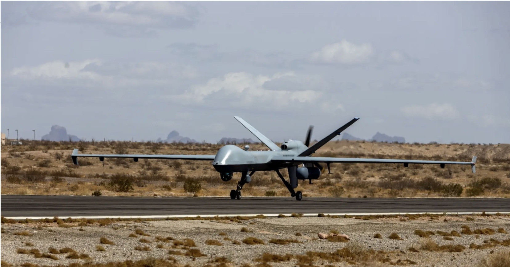 Nhóm Houthi bắn rơi UAV giá hàng chục triệu USD của Mỹ