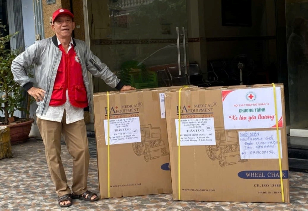https://static-images.vnncdn.net/vps_images_publish/000001/000003/2026/5/18/tu-thien-51-1866.jpg