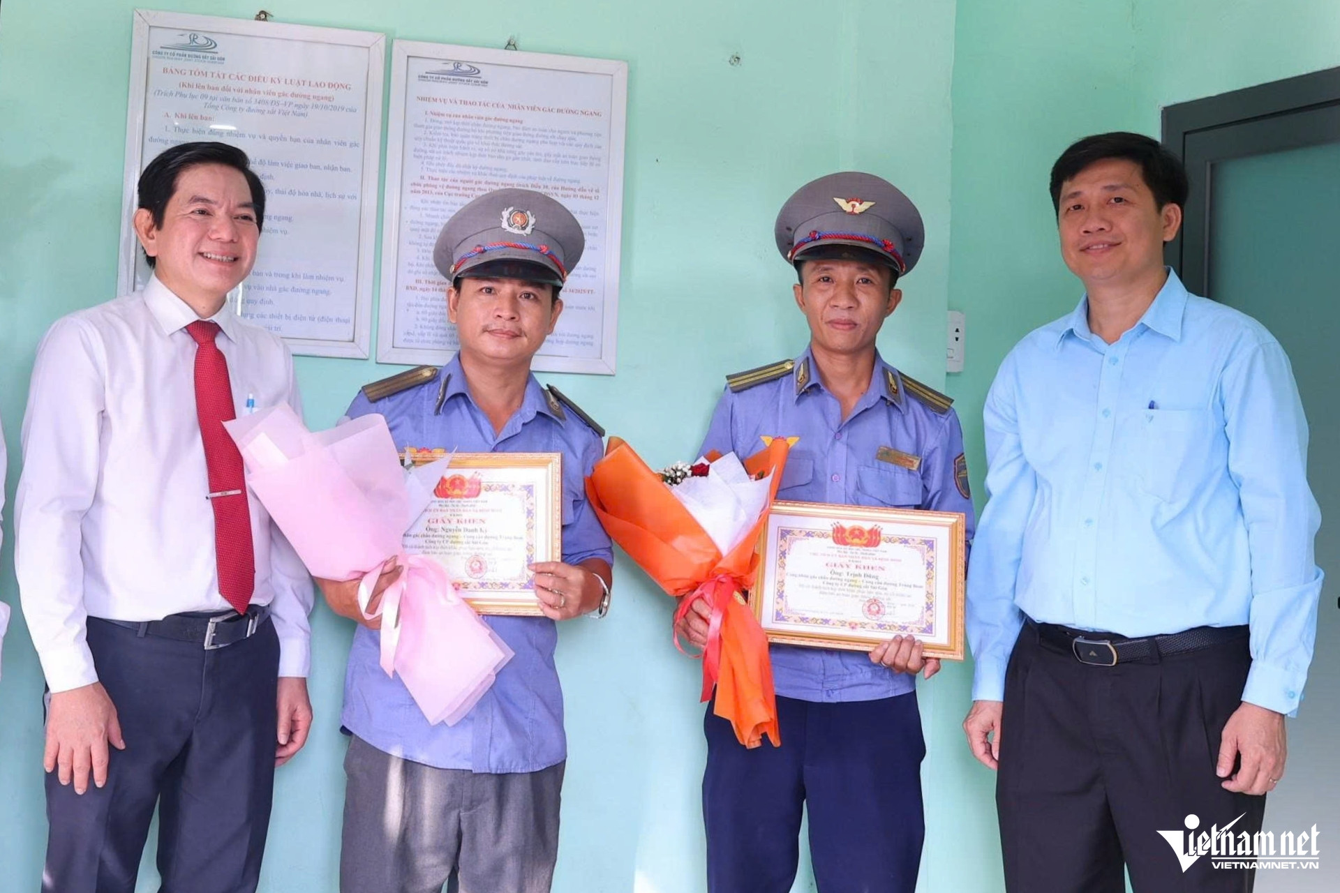 W-duong sat1.jpg