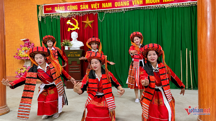 W-Pà Thẻn.png