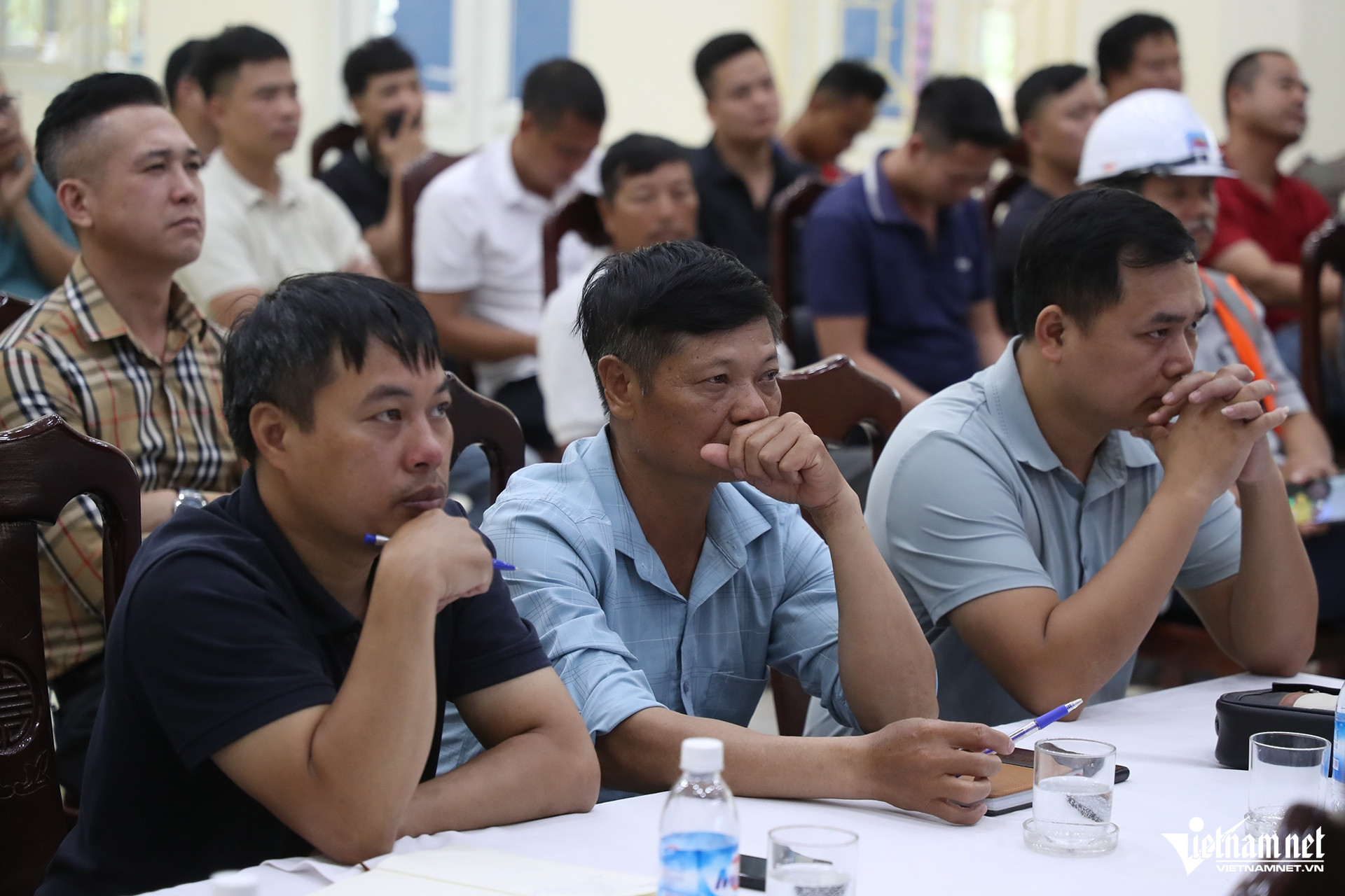 W-tuyentruyen02.jpg
