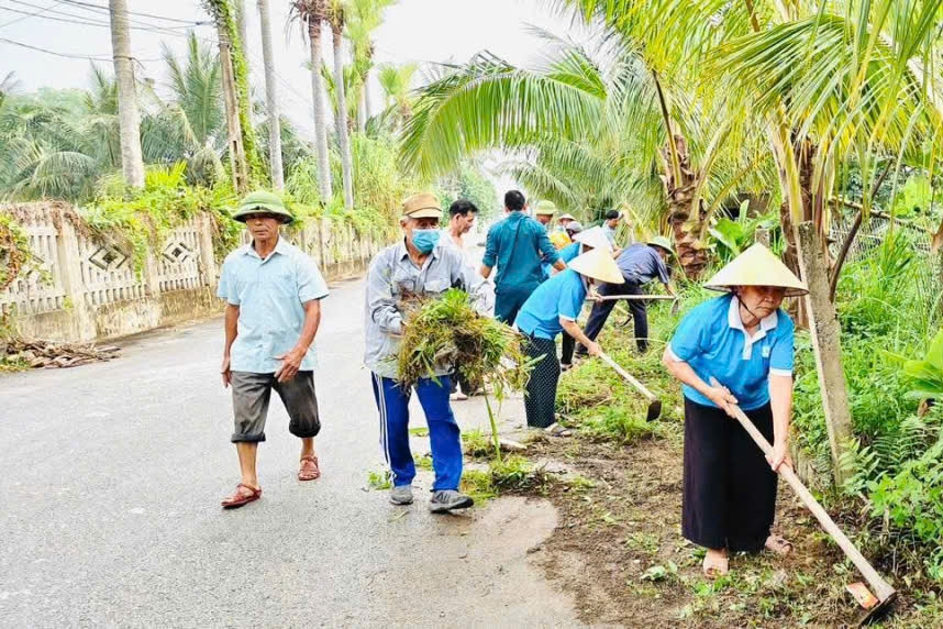 Xóa nghèo thông tin: Đòn bẩy để phụ nữ vùng cao Lai Châu vươn lên
