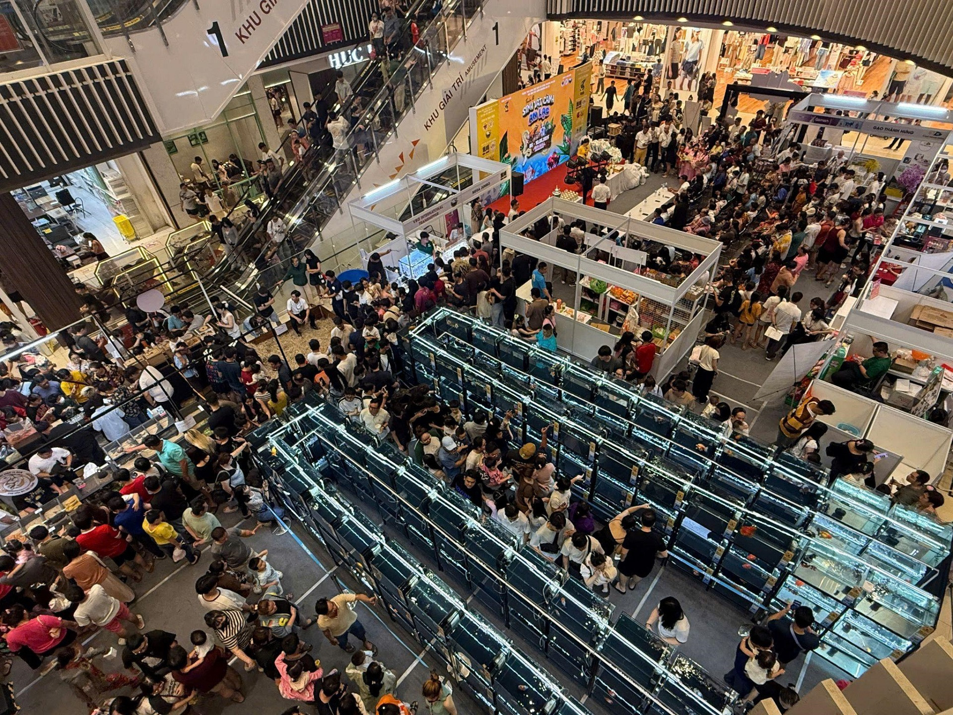 AEON MALL 2.jpg