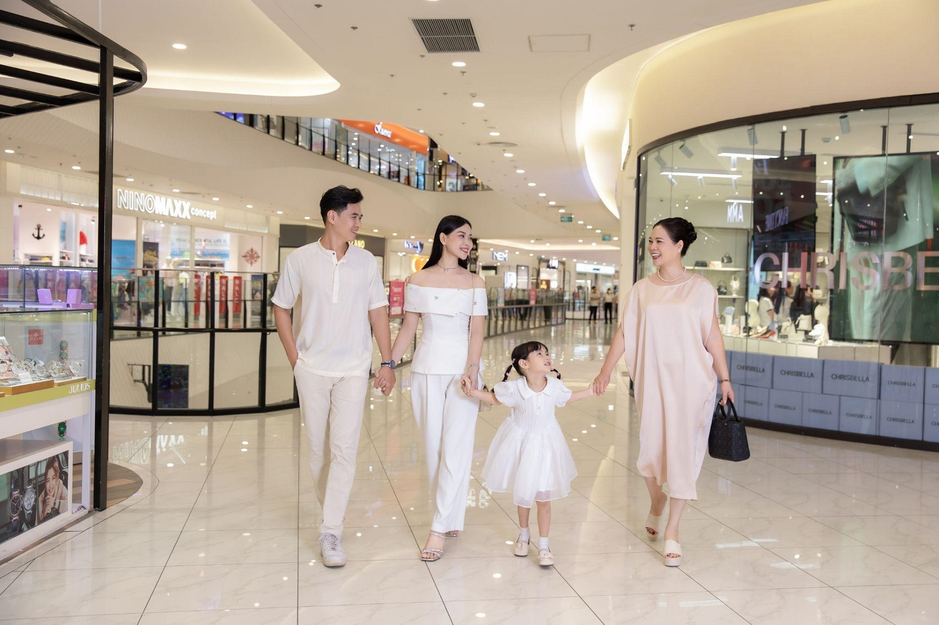 AEON MALL 5.jpg