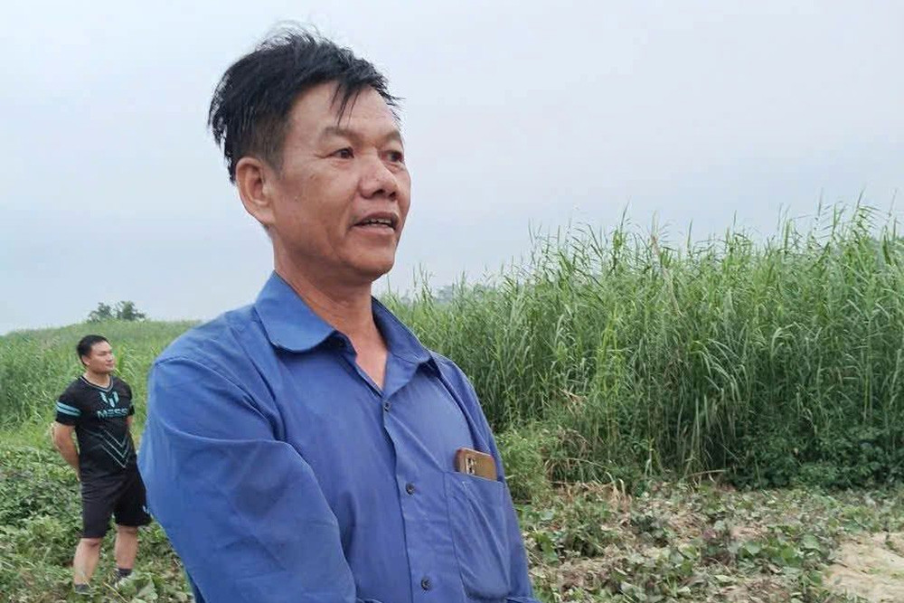 Người đưa 3 thi thể nam sinh lên bờ kể phút chết lặng dưới đáy sông