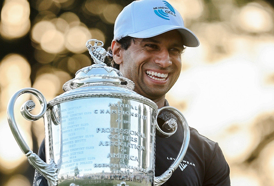 Nhà vô địch PGA Championship: Thần tượng Woods và ‘hai găng tay’