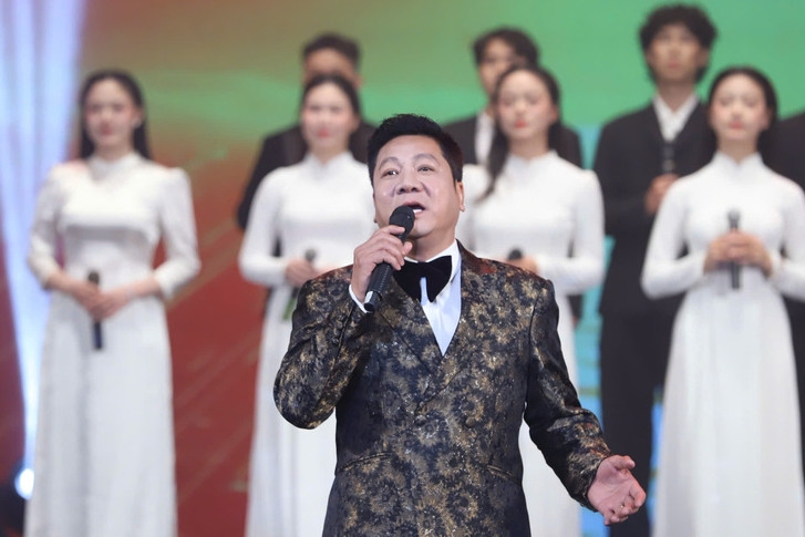NSND Quốc Hưng, Tiến sĩ Tân Nhàn gây ấn tượng trong chương trình 'Sáng mãi tên Người'