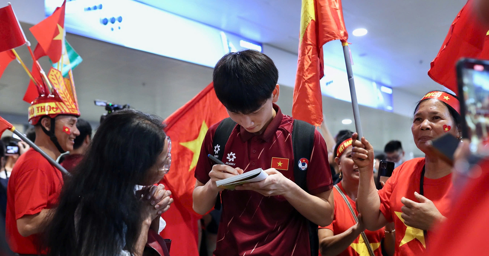 U17 Việt Nam dự World Cup: Ánh hào quang và áp lực tuổi 16