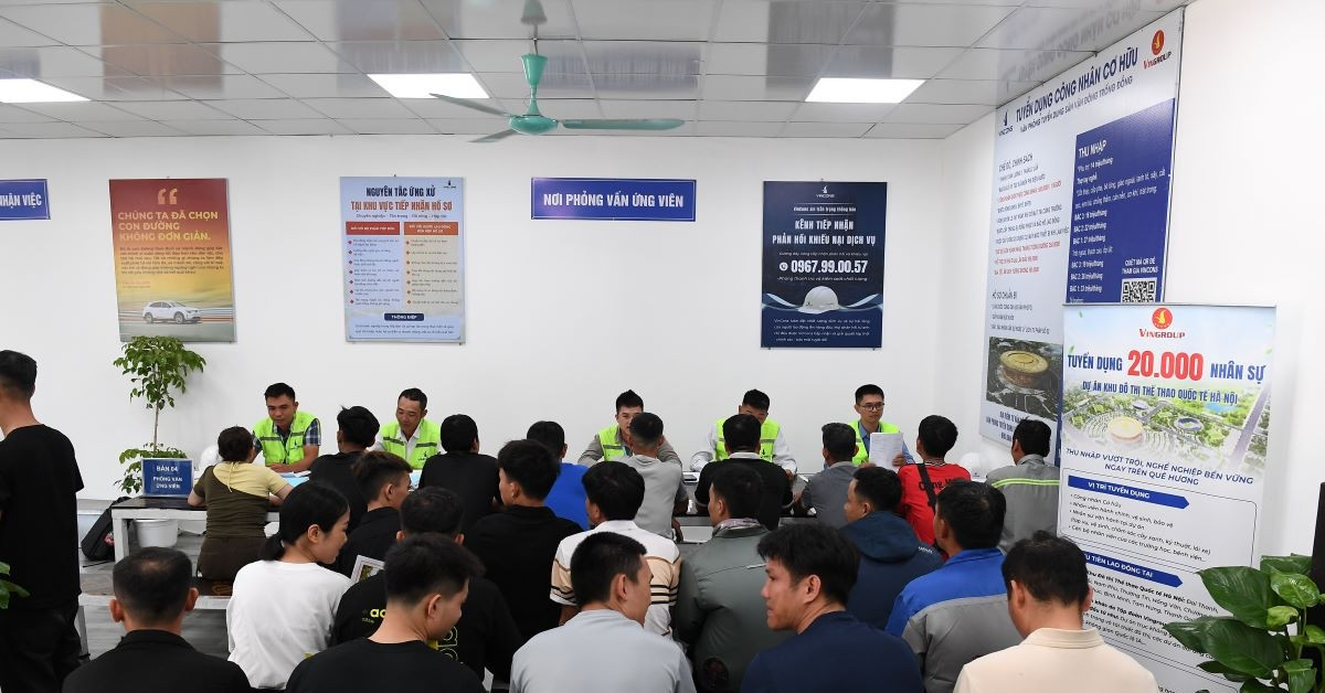 Vingroup tuyển 20.000 lao động địa phương, dân vùng dự án đón tương lai mới