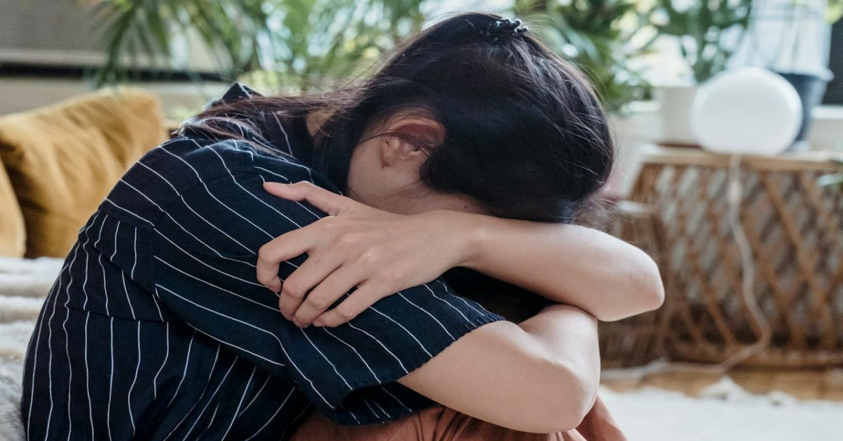 Xem điện thoại cũ con dâu, vô tình phát hiện sự thật đau lòng về mẹ chồng