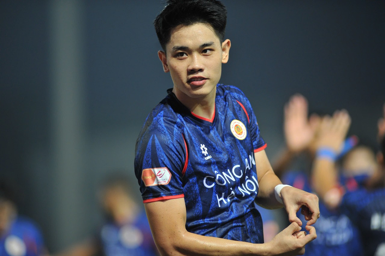 dinh bac cahn.jpg
