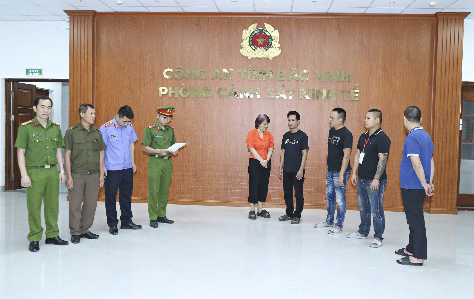 làm giả hồ sơ_2.JPG