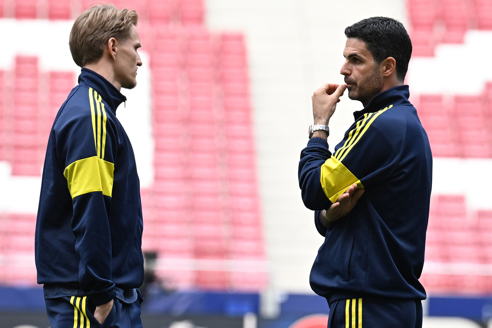 Mikel Arteta Odegaard.jpg