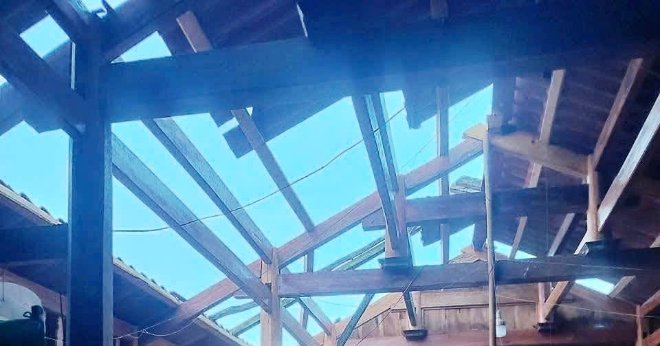 Mưa đá, giông lốc làm hư hại nhà cửa, hoa màu diện rộng