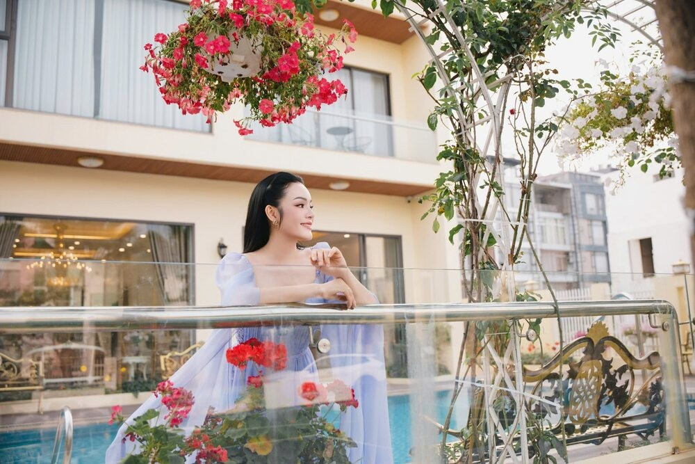  Ngắm nhà vườn 4.000m² của ca sĩ Trọng Tấn và biệt thự hiện đại do PGS Tân Nhàn sở hữu 