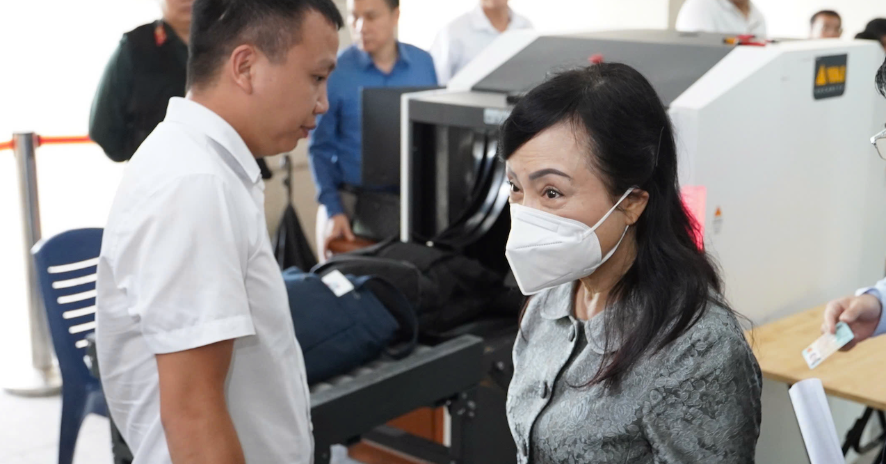 Cựu Bộ trưởng Y tế Nguyễn Thị Kim Tiến bất ngờ từ chối 2 luật sư bào chữa