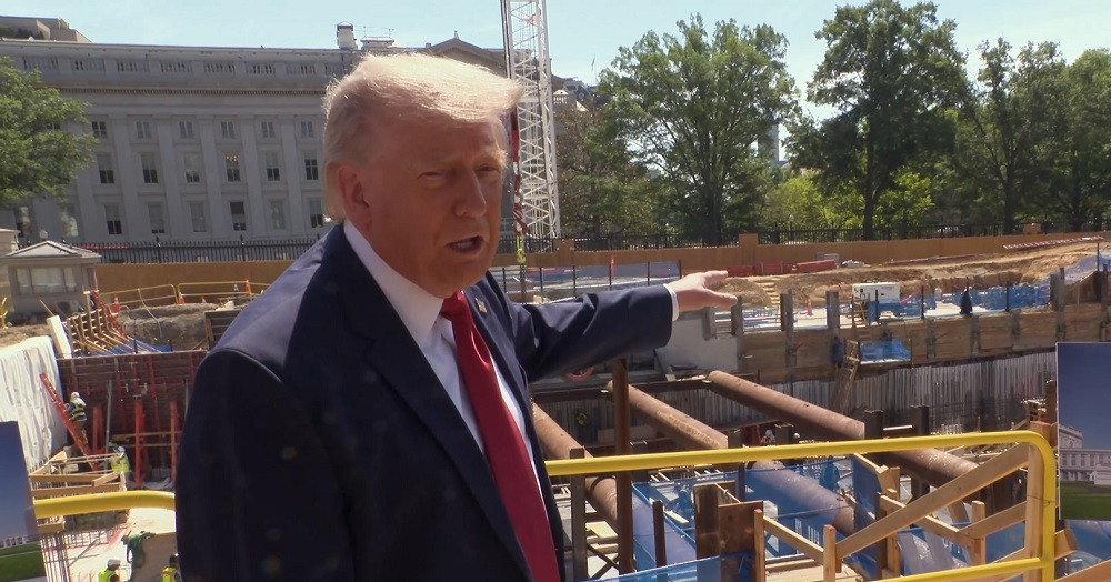 Ông Trump ám chỉ Mỹ nối lại các cuộc tấn công Iran ‘trong những ngày tới’