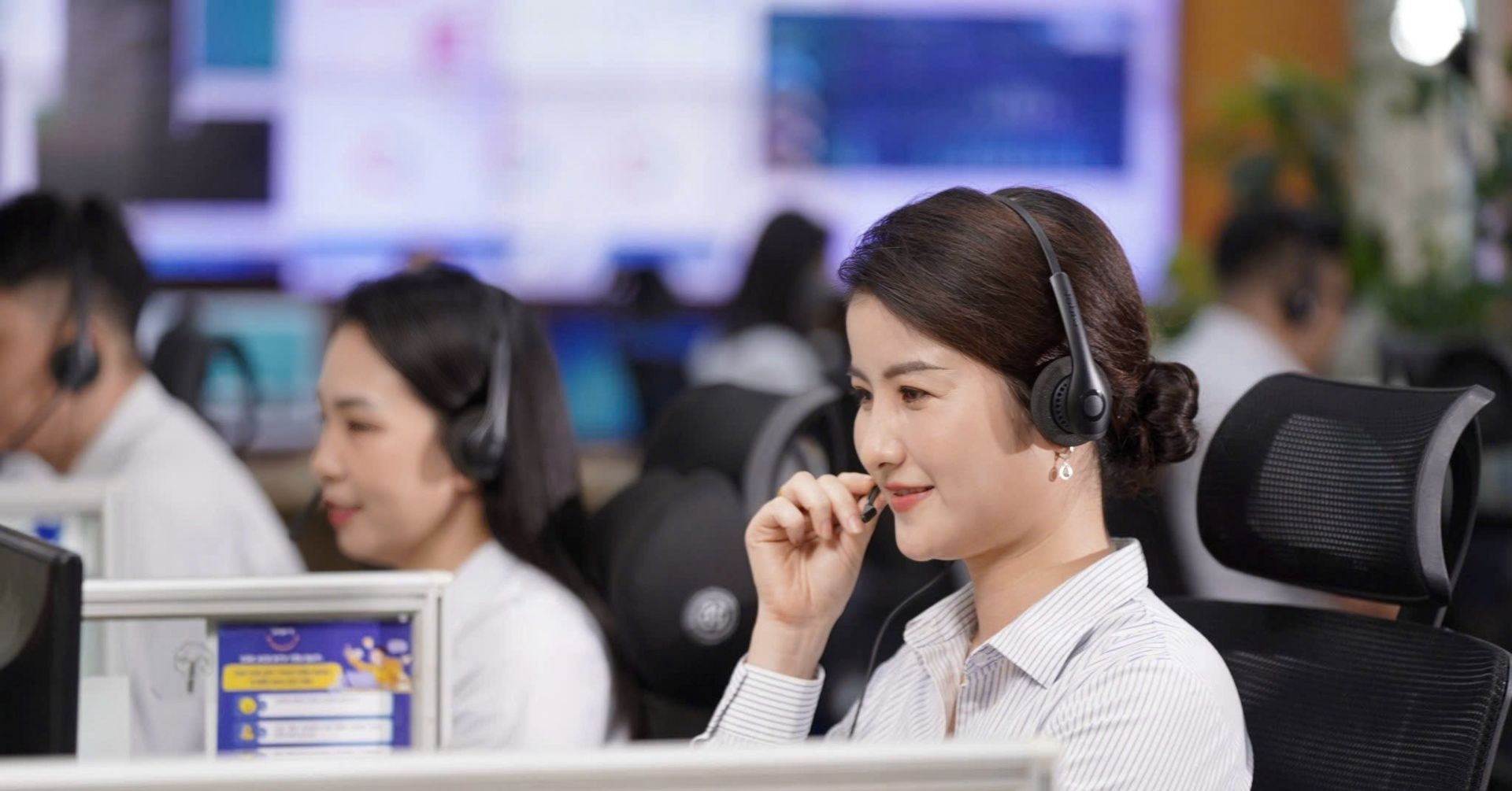 Tổng đài VinaPhone giảm 70% việc giám sát thủ công nhờ GenAI