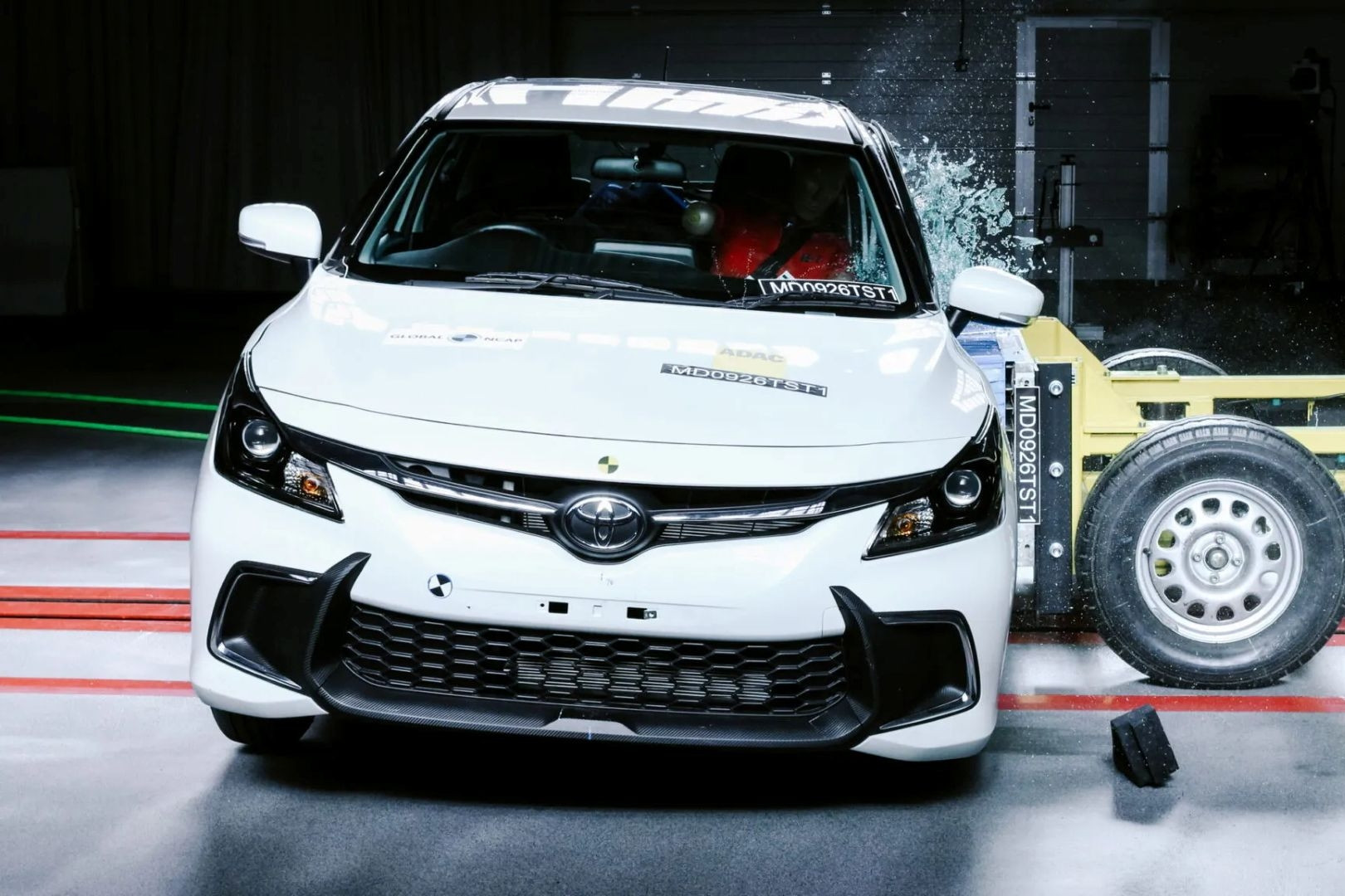 Xe Toyota gây sốc khi bị chấm điểm '0 sao' an toàn trong bài thử nghiệm va chạm