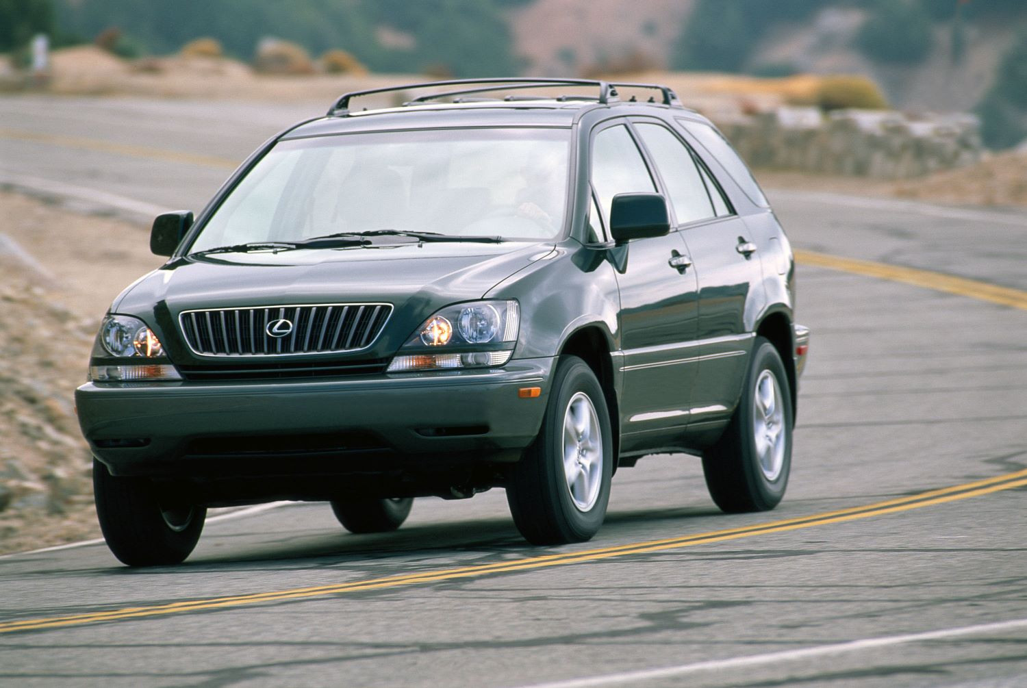 2000_Lexus_RX_300_01.jpg