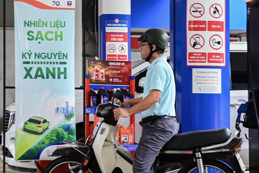Ngoài xăng sinh học E10, người dùng xe còn lựa chọn nào khác từ ngày 1/6 tới?